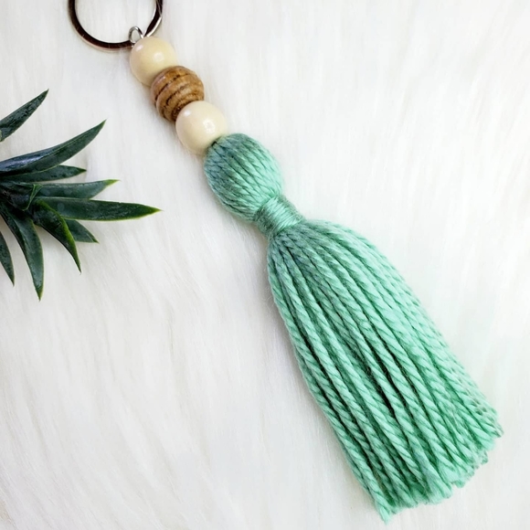 Tassel Keychain - Picture 2 of 2